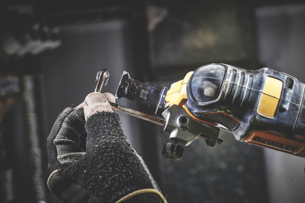 DeWalt DCS355N-XJ 18V Li-Ion XR Brushless Cordless Oscillating Multi-Tool - Bare