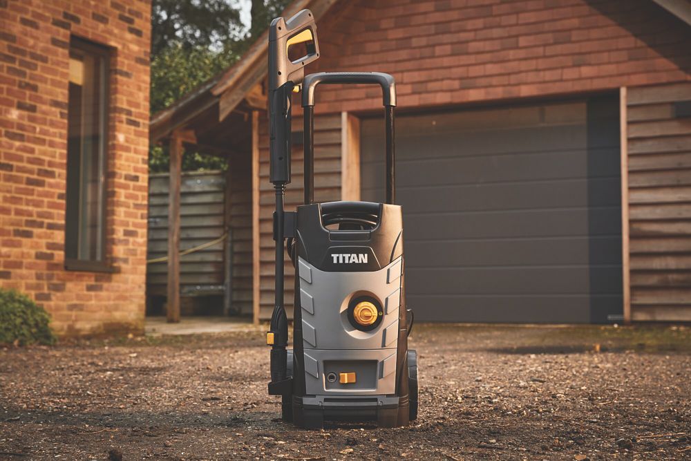 Titan TTB1800PRW 140bar Electric High Pressure Washer 1.8kW 230V